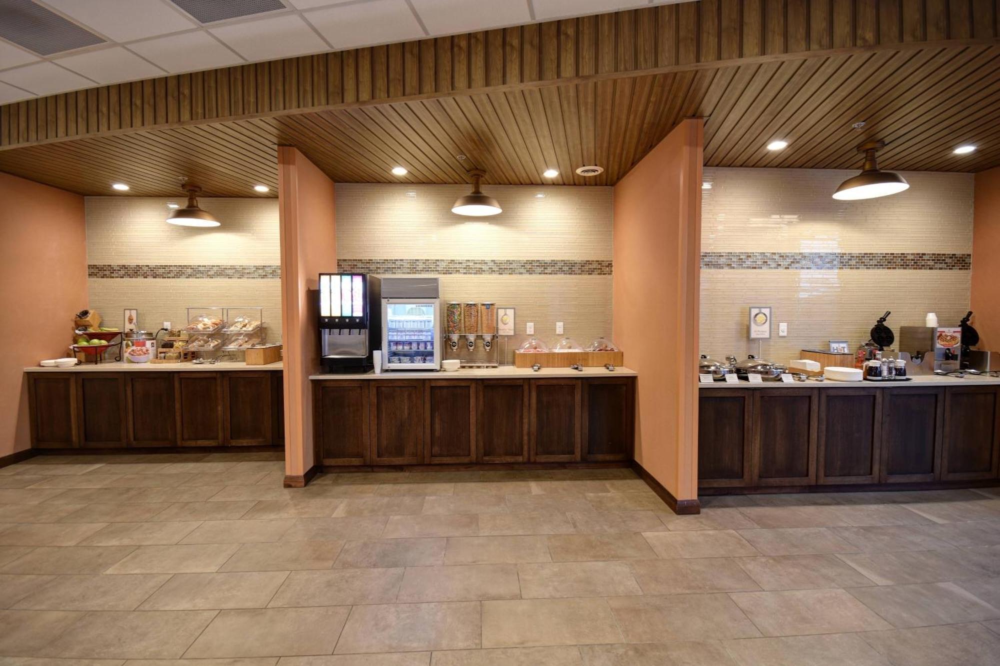 Fairfield Inn & Suites By Marriott Milwaukee North Glendale Exterior foto